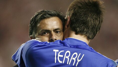 Jose Mourinho ir Johnas Terry