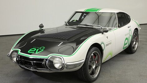 Toyota 2000GT EV