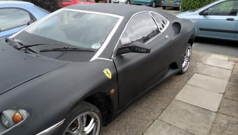 Į &bdquo;Ferrari F430&ldquo; perdarytas &bdquo;Peugeot 406 Coupe&ldquo;