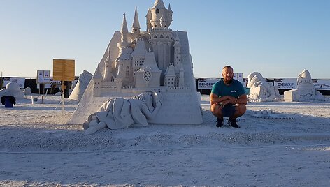 Andrius Petkus smėlio skulptūrų festivalyje JAV