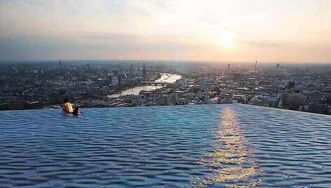 &bdquo;Infinity London&ldquo; baseinas