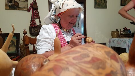 Cukinijų drožinėjimas