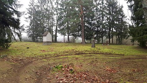 I&scaron;važinėtos &Scaron;aukėnų kapinės