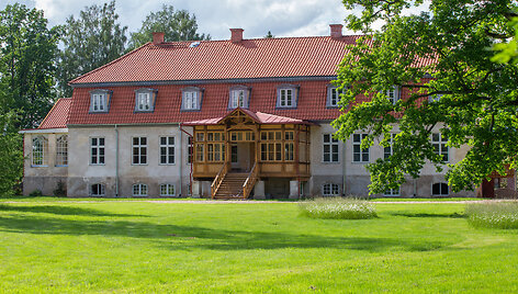 Olerių dvaras Latvijoje