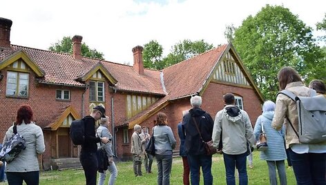 Tiudorų stiliaus Žagarės dvaro sodybos pastatai &ndash; unikalūs Lietuvoje