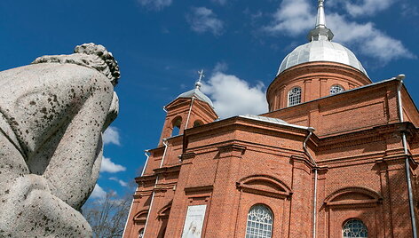 Senoji Utenos Kristaus Žengimo į dangų bažnyčia