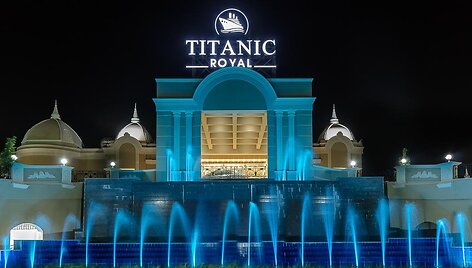 &bdquo;Titanic Royal&ldquo; vie&scaron;butis Hurgadoje