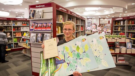 Agilė Kučinskaitė, per vasarą perskaičiusi 146 knygas