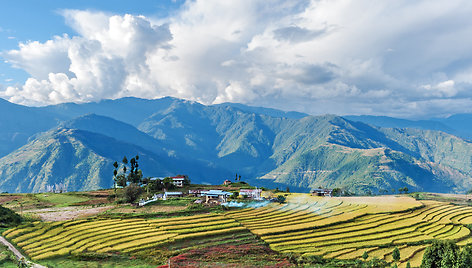 Butano karalystė Himalajų kalnuose