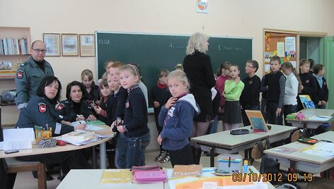 Kauno policijos pareigūnai susitiko su moksleiviais