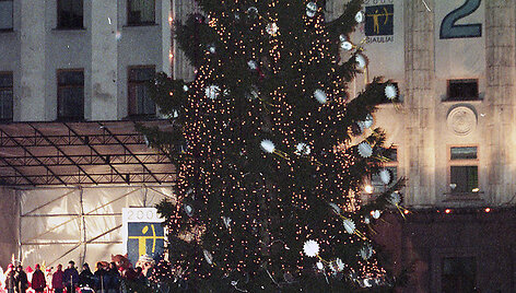 Kalėdų eglė &Scaron;iauliuose 1999 