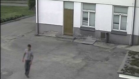 &Scaron;iaulių bažnyčios langų daužytojai