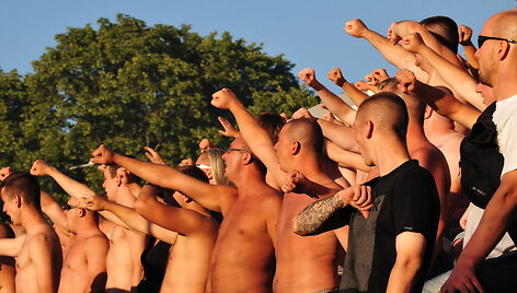 Lenkų sirgalai &bdquo;Žalgirio&ldquo; ir &bdquo;Lech&ldquo; varžybose