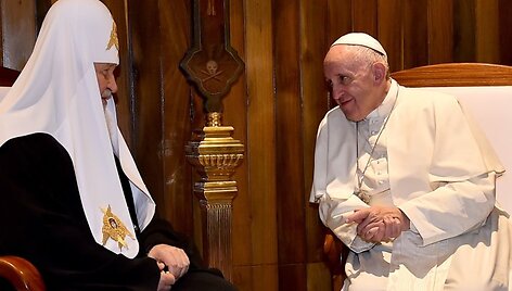 Popiežius Pranci&scaron;kus ir Rusijos Ortodoksų Bažnyčios patriarchas Kirilas