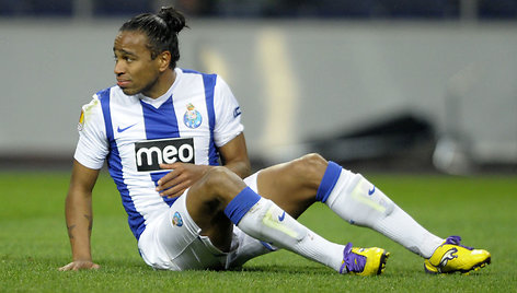 Alvaro Pereira