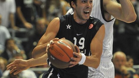Sa&scaron;a Vujačičius