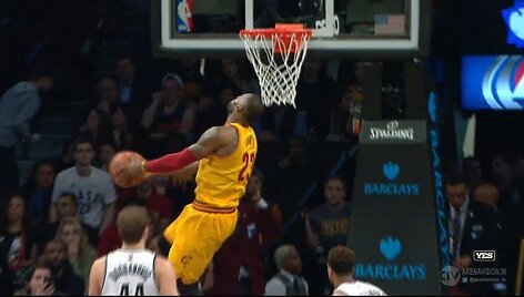 ispudingas-lebrono-jameso-dejimas