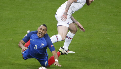 Dimitri Payet ir Aronas Gunnarssonas