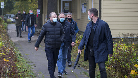 Premjeras Saulius Skvernelis balsavo Seimo rinkimuose
