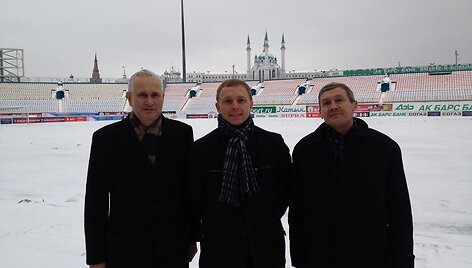 Lietuvos lengvosios atletikos federacijos prezidentas Eimantas Skrabulis vyko į Rusijos miestą Kazanę, kur apžiūrėjo, kaip &scaron;is miestas ruo&scaron;iasi Universiadai.