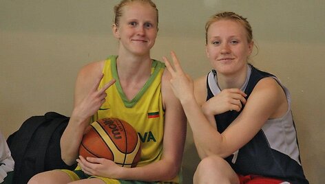 Lietuvos dvide&scaron;imtmečių krep&scaron;inio rinktinė linksmai rengiasi būsimam Europos čempionatui