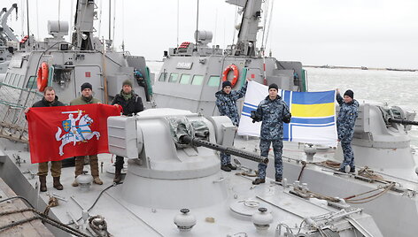 Jonas Ohmanas su Ukrainos karinio jūrų laivyno kariais