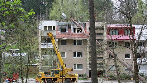 Pu&scaron;is apgriovė vilniečių namą
