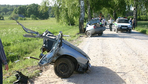 2006 metais &scaron;alia Trakininkų kaimo žuvo dvide&scaron;imtmetis Darius Bolskis.