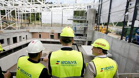 Ekskursija po Lazdynų daugiafunkcio sveikatinimo centro statybų aik&scaron;telę