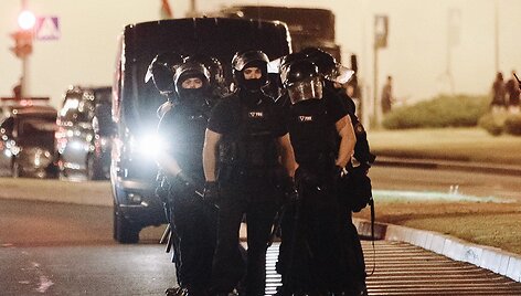 Baltarusijos fotografai dalinasi vaizdais i&scaron; protestų jų &scaron;alyje