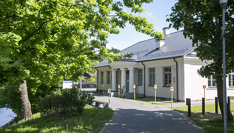 Istorijų dvarelis
