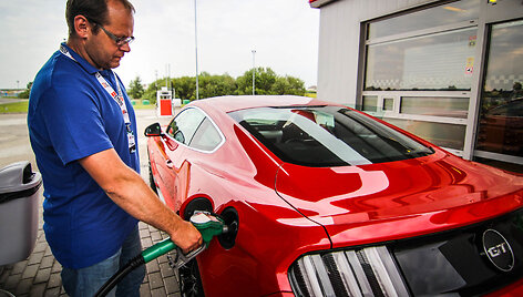 Ekonomi&scaron;kas &bdquo;Ford Mustang&ldquo; važiavimas &bdquo;ENEOS 1006km lenktynių&ldquo; trasoje