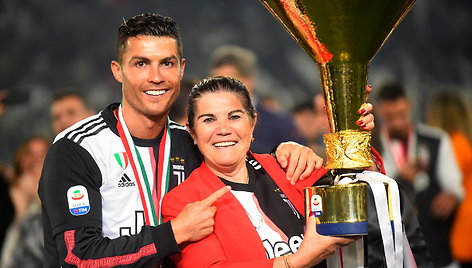 Cristiano Ronaldo ir jo mama Dolores Aveiro