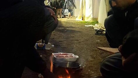 Rūdninkų migrantų stovykla i&scaron; vidaus