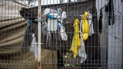 I&scaron; Rūdninkų migrantų stovyklos (&Scaron;alčininkų r.) gyventojai i&scaron;keliami į Kybartų (Vilkavi&scaron;kio r.) užsieniečių registracijos centrą