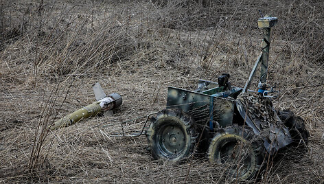 Ukrainos kari&scaron;kių naudojamas robotas