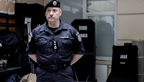 Viktoras Grabauskas, Antiteroristinių operacijų rinktinės „Aras“ vadas 