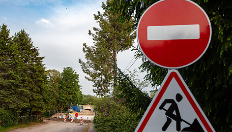 Perstatomas tiltas per Dūkštos upę Maišiagaloje (Vilniaus raj.)