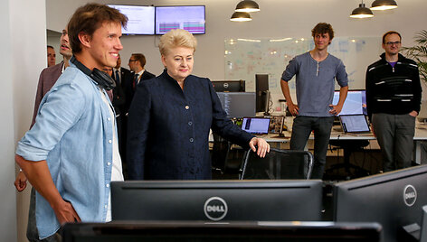 Lietuvos Respublikos Prezidentė  Dalia Grybauskaitė duoda startą kelionių planavimo platformai &bdquo;Trafi&ldquo;