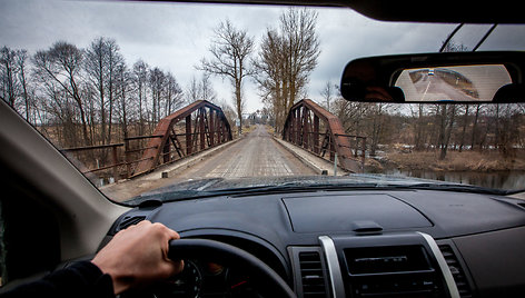 Suplanuotas nugriauti istorinis Kazbėjų tiltas per Vokę