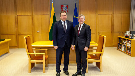 V. Pranckietis susitinka su Ukrainos Konstitucinio Teismo pirmininku Stanislavu &Scaron;evčuku