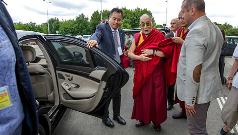 Į Lietuvą atvyko Dalai Lama