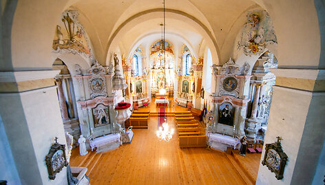 Bažnyčios centrinis altorius, &Scaron;v. Jono krik&scaron;tytojo