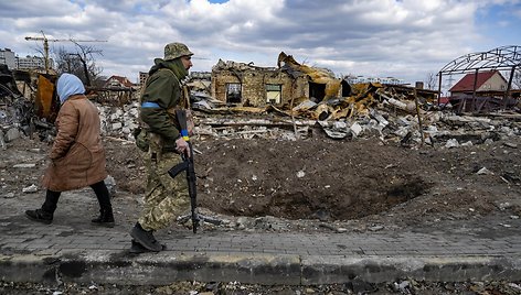 ESBO: Rusija pažeidžia humanitarinę teisę Ukrainoje