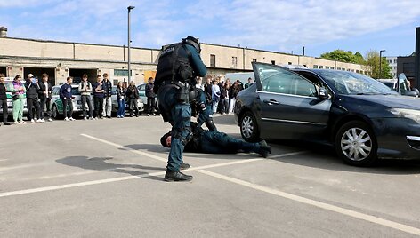 Kauno policijos atvirų durų diena sudomino 500 moksleivių