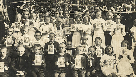 Pirmos Komunijos atminimui. Žiobi&scaron;kis, 1938 m. gegužės 1 d.
