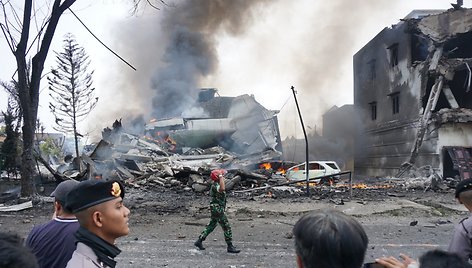 Indonezijos karinio transporto lėktuvo katastrofa