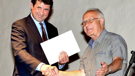 S. Sidaras ir R. Jarockis