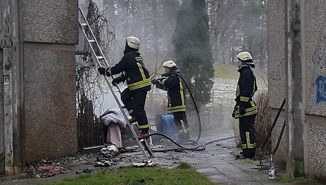 Vilniuje dega daugiabutis