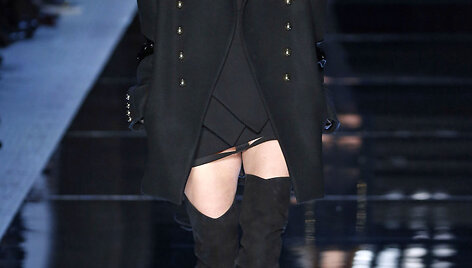 &bdquo;Alexandre Vauthier&ldquo; 2016m. pavasario-vasaros kolekcijos modelis